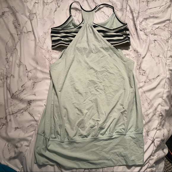 Lululemon no limits tank size 6 - Picture 2 of 6